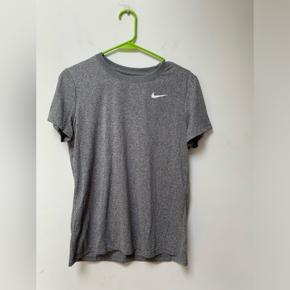 Nike Dri-Fit Shirt (Heathered Gray)